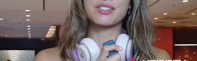 九游网-郑钦文谈观礼阅兵感受：非常震撼，我们的军事力量震撼到了我