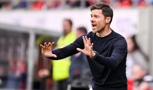 九游体育-记者：阿隆索将带自己的体能训练师去皇马，平图斯可能去青年队